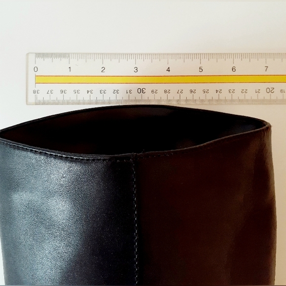 White Mountain Black Leather Over the Knee Boots Size 8